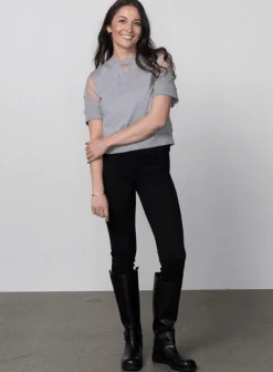 YAMIKA T-shirt