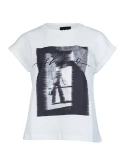 YANISA t-shirt
