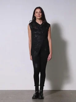 YDA top