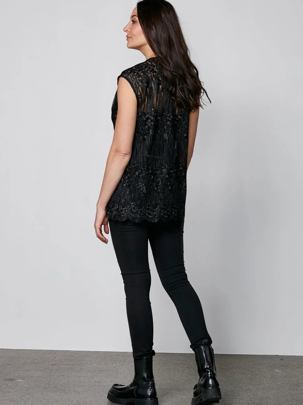 YDA top